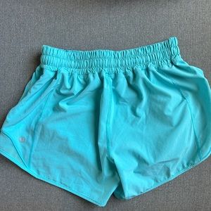 Lululemon Hotty Hot Shorts 4” inseam